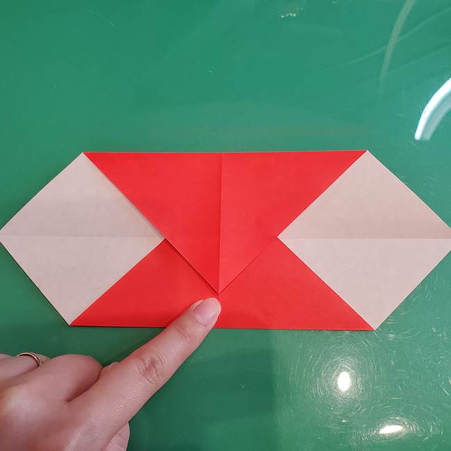 折り紙でサンタクロースを自立させる折り方作り方(9)