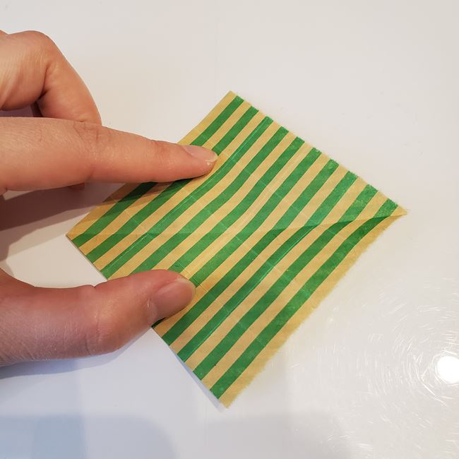 クリスマスリースの折り紙 おしゃれで立体的な作り方折り方①折り筋(12)