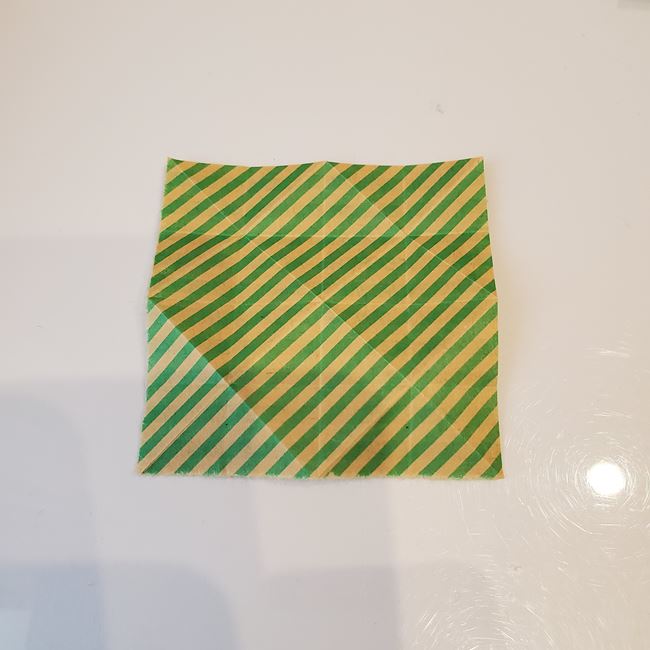 クリスマスリースの折り紙 おしゃれで立体的な作り方折り方②パーツ(1)
