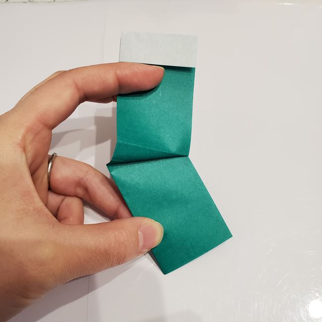 クリスマス飾りの折り紙 靴下の簡単な折り方作り方(15)