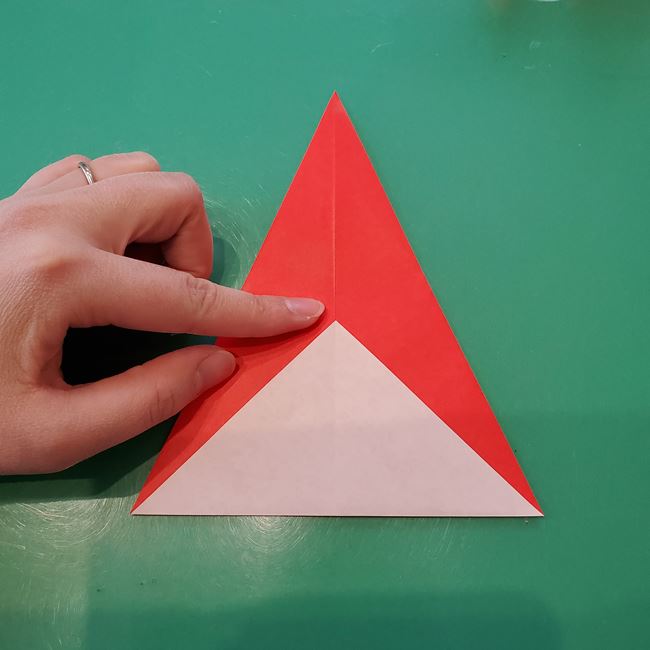 サンタさんの帽子の折り紙 立体的で簡単な折り方作り方(7)