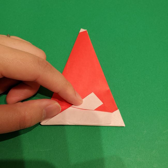 サンタクロースの帽子の折り紙 簡単な作り方折り方(15)