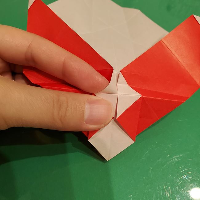 サンタクロースの折り紙 難しい折り方作り方③プレゼント(2)