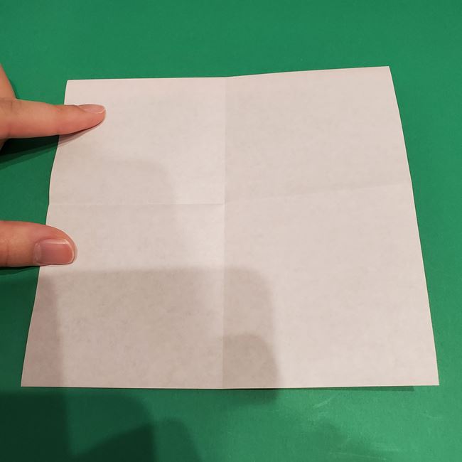 サンタクロースの折り紙メダルの簡単な作り方(平面)①サンタ(6)