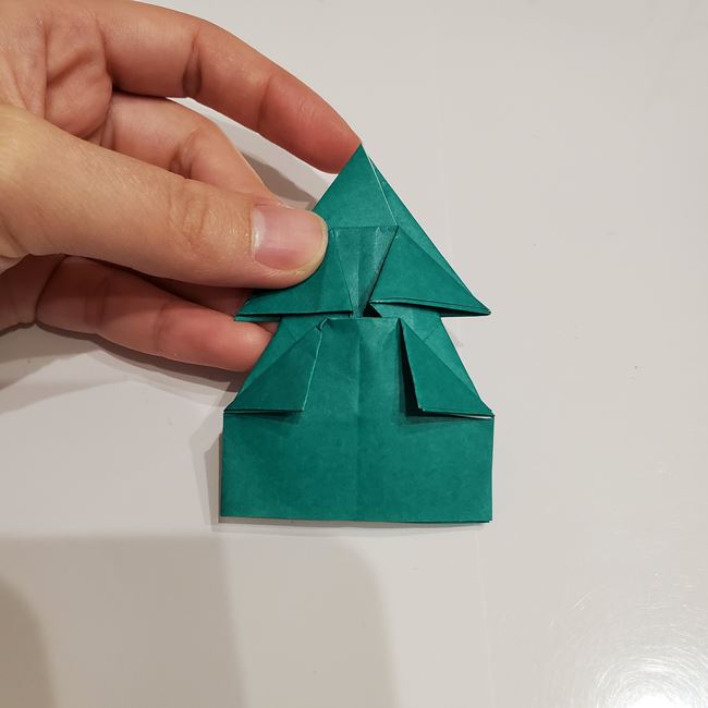 折り紙 クリスマスツリーの壁飾りの折り方作り方②木(13)
