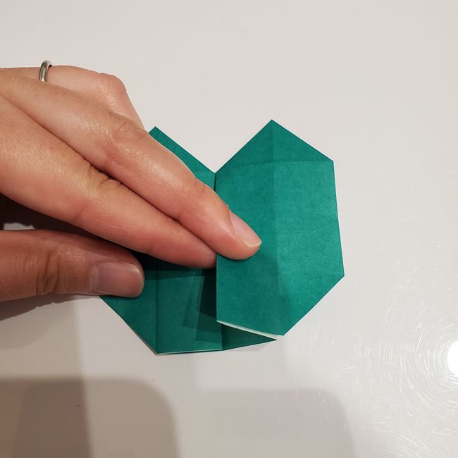 折り紙 柊のリースの折り方作り方①パーツ(22)