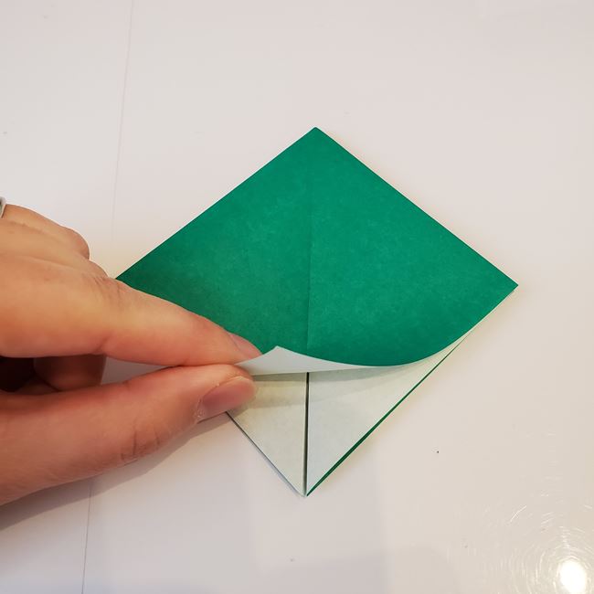 折り紙のクリスマスツリー星付きで立体的な作り方折り方①木(12)