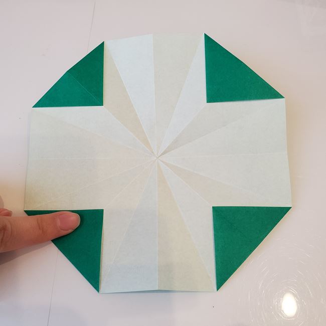 折り紙のクリスマスツリー星付きで立体的な作り方折り方①木(24)