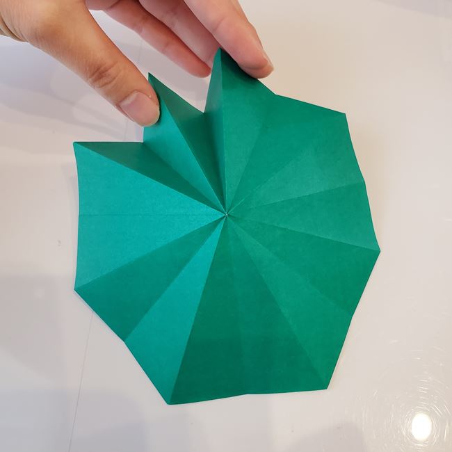 折り紙のクリスマスツリー星付きで立体的な作り方折り方①木(28)