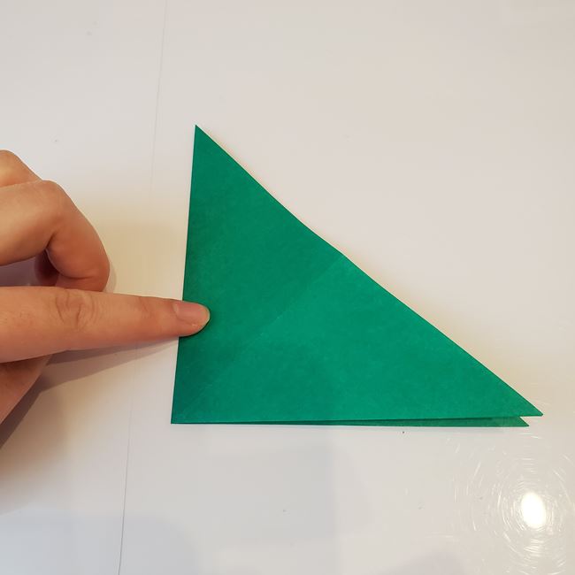 折り紙のクリスマスツリー星付きで立体的な作り方折り方①木(7)