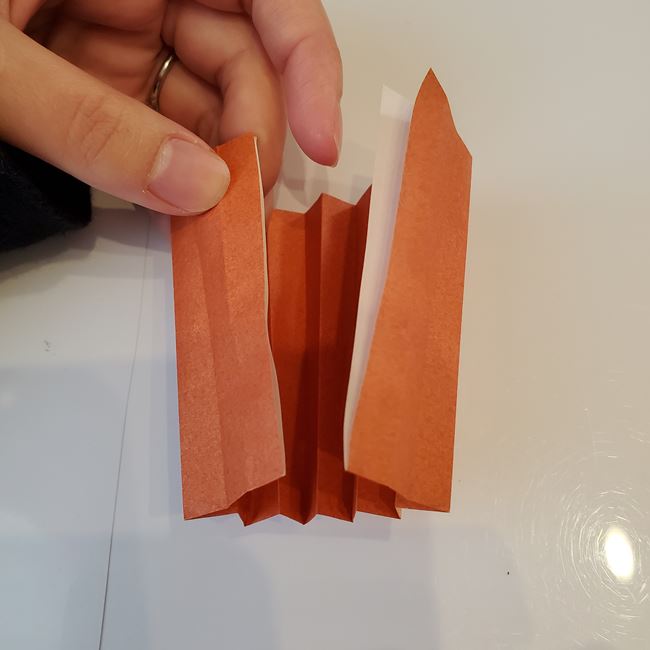 折り紙のクリスマスツリー星付きで立体的な作り方折り方②幹(17)