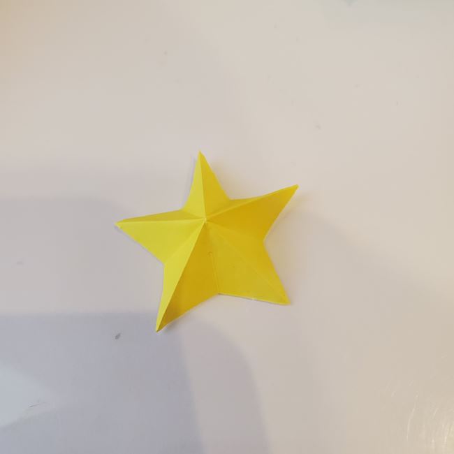折り紙のクリスマスツリー星付きで立体的な作り方折り方③星(4)