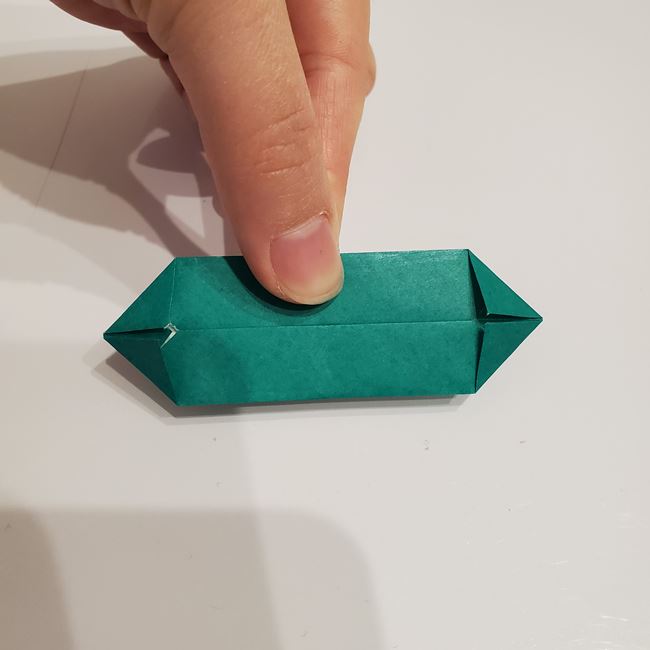 雪うさぎの折り紙 平面で簡単な折り方作り方②葉っぱ(7)
