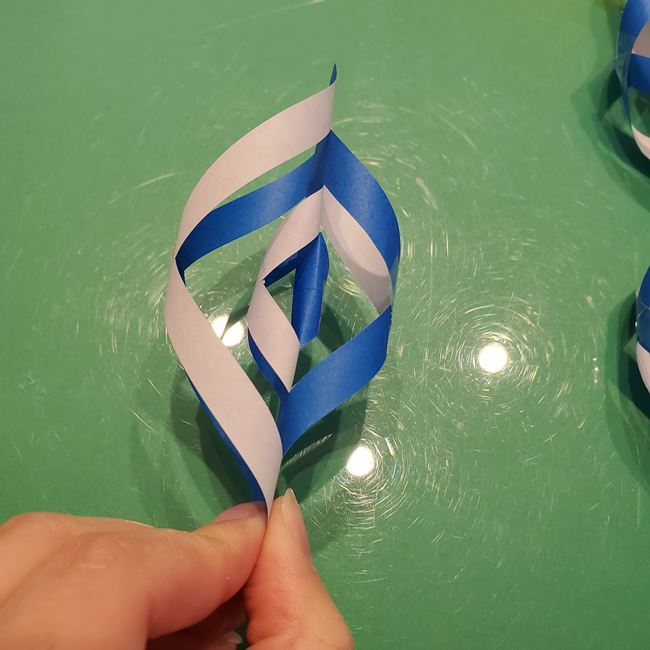 アナ雪の結晶の折り紙 簡単な折り方作り方②組み合わせ(1)