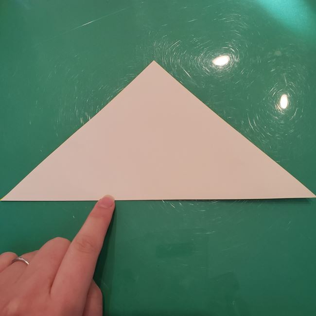 クリスマスオーナメントの折り紙 おしゃれで簡単な作り方・折り方①折り方(2)