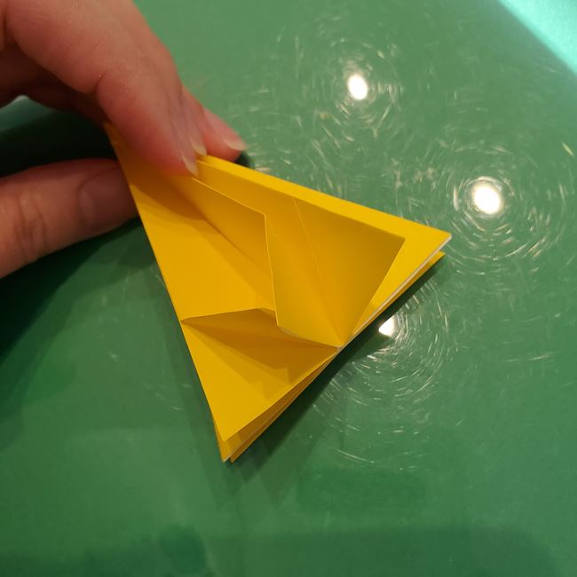 クリスマスオーナメントの折り紙 おしゃれで簡単な作り方・折り方①折り方(22)