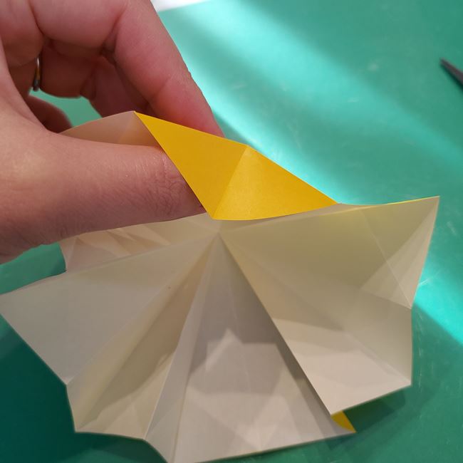 クリスマスオーナメントの折り紙 おしゃれで簡単な作り方・折り方①折り方(24)