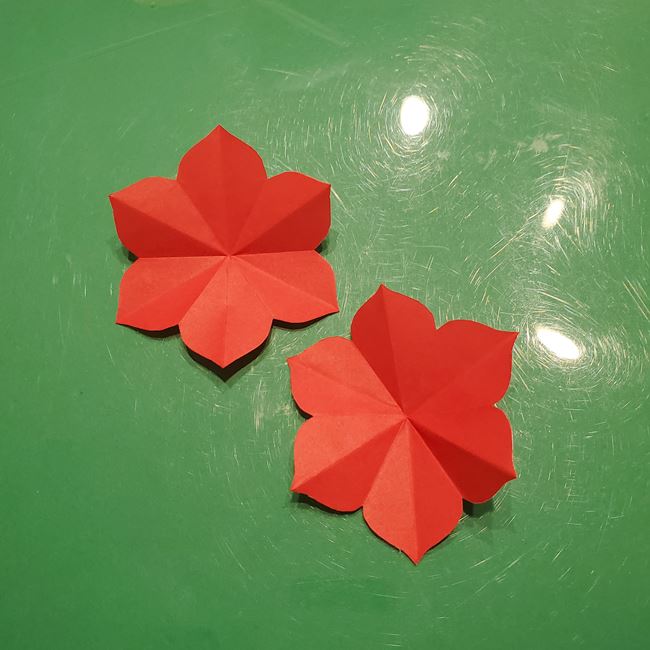 ポインセチアの折り紙 切り絵の切り方・作り方①花(11)
