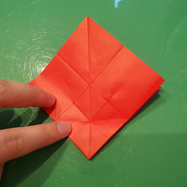 作り方 ポインセチアの折り紙を立体的につくる方法(花の折り方)①折り筋(12)