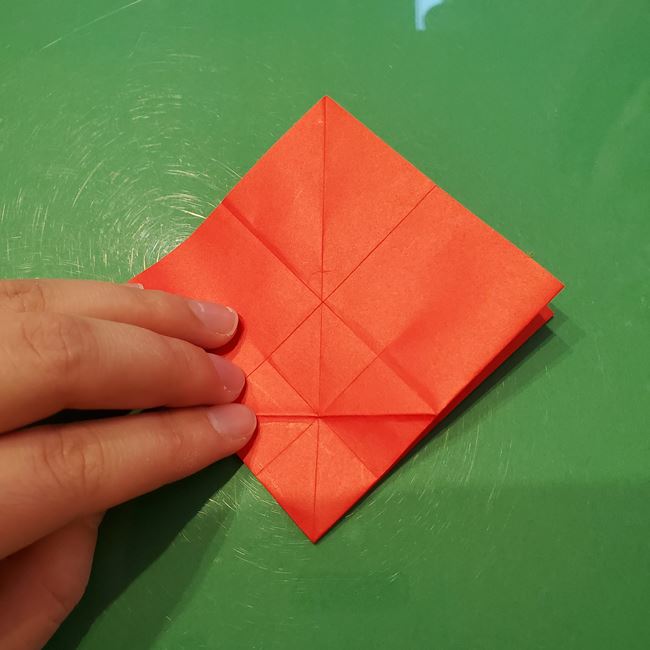 作り方 ポインセチアの折り紙を立体的につくる方法(花の折り方)①折り筋(13)