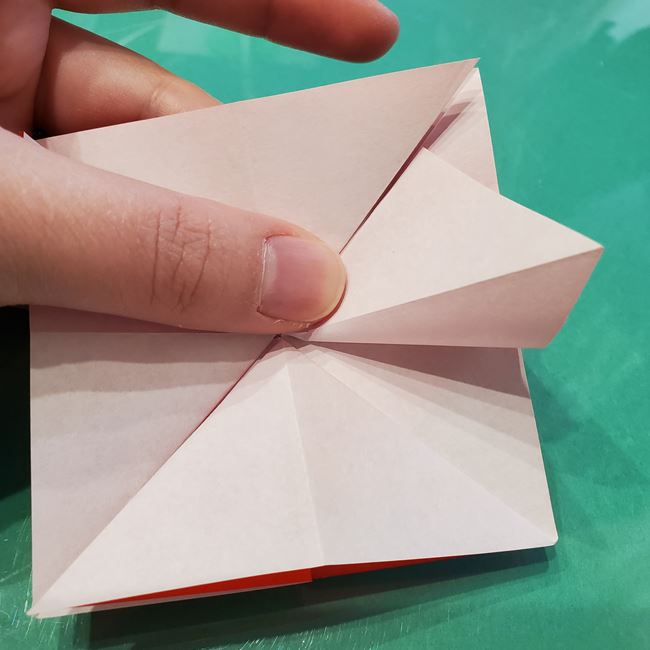 作り方 ポインセチアの折り紙を立体的につくる方法(花の折り方)①折り筋(20)