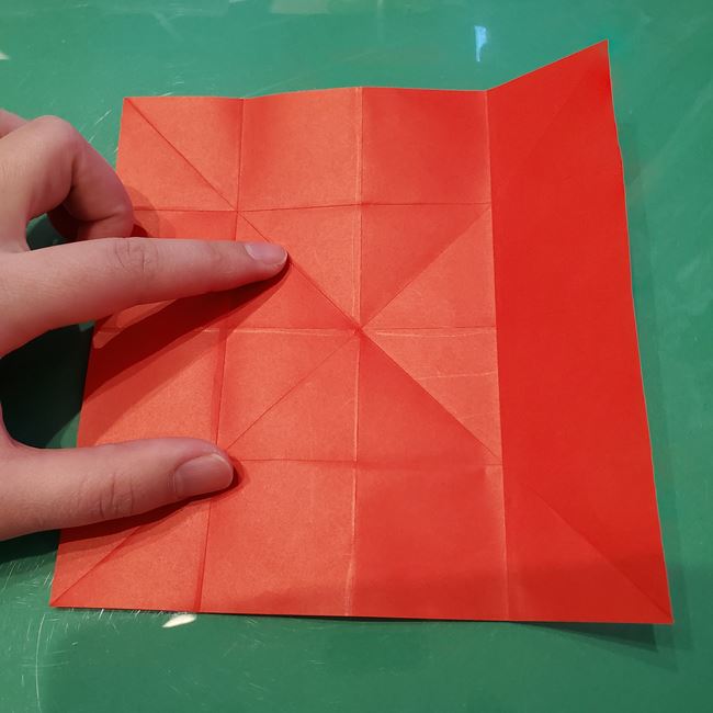 作り方 ポインセチアの折り紙を立体的につくる方法(花の折り方)①折り筋(4)