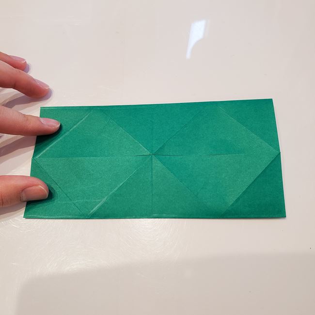 折り紙 ポインセチアの葉っぱの折り方作り方①折り筋(12)