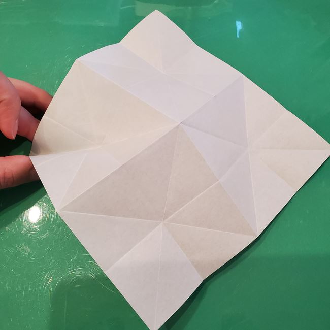 折り紙 ポインセチアの葉っぱの折り方作り方①折り筋(16)