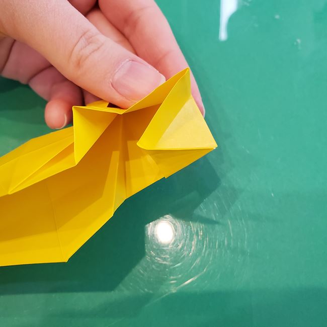折り紙の虎の立体的な折り方作り方②顔完成(16)