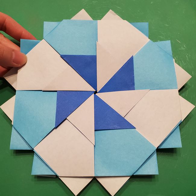 雪の結晶 折り紙でハートの模様がつくれる折り方作り方②組み合わせ(15)