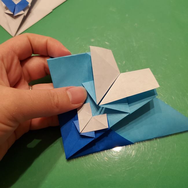 雪の結晶 折り紙でハートの模様がつくれる折り方作り方②組み合わせ(9)