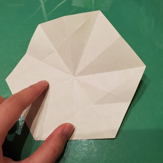 雪の結晶の折り紙 難しい上級者向けの折り方作り方①六角形(16)
