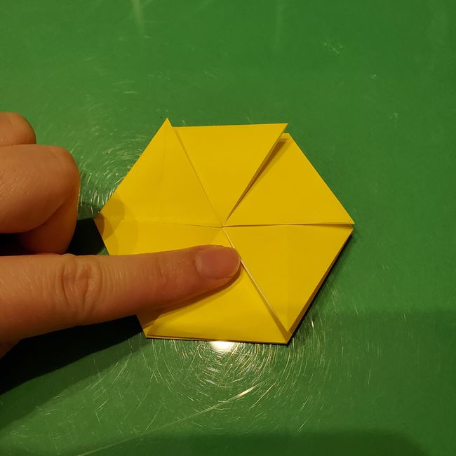 雪の結晶の折り紙 難しい上級者向けの折り方作り方②形(10)