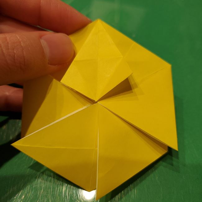 雪の結晶の折り紙 難しい上級者向けの折り方作り方②形(17)