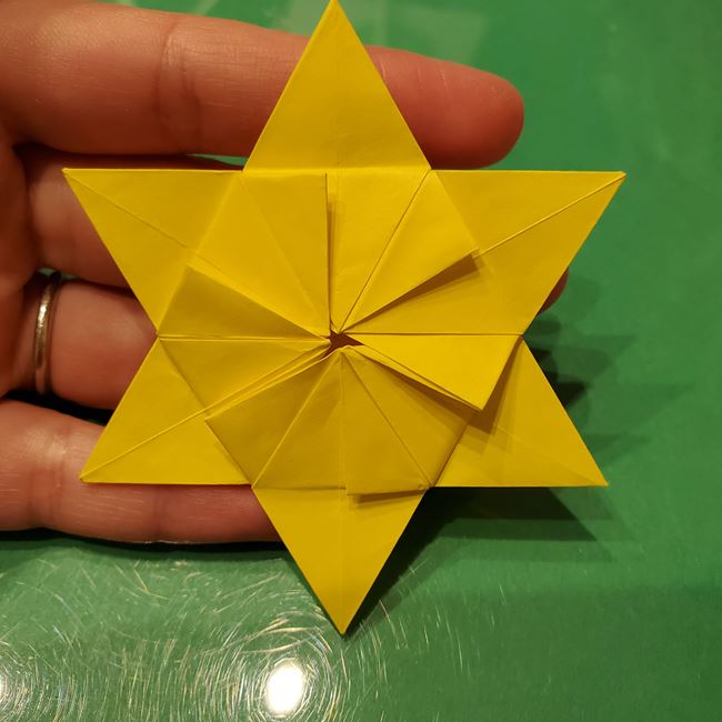 雪の結晶の折り紙 難しい上級者向けの折り方作り方②形(28)