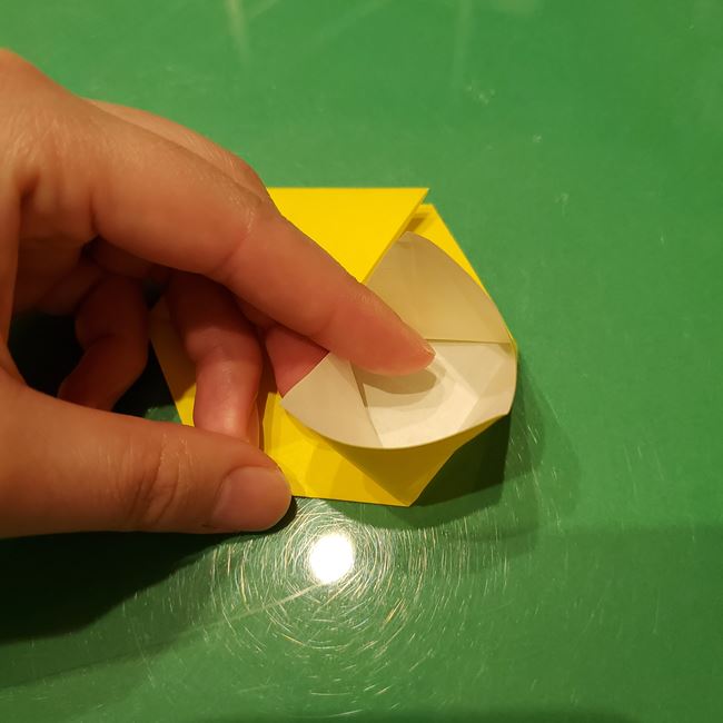雪の結晶の折り紙 難しい上級者向けの折り方作り方②形(8)