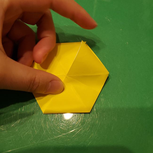 雪の結晶の折り紙 難しい上級者向けの折り方作り方②形(9)