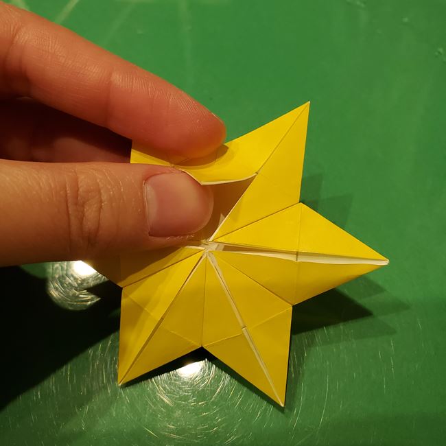 雪の結晶の折り紙 難しい上級者向けの折り方作り方③模様(6)