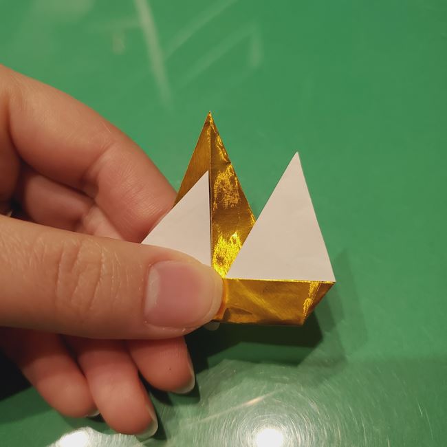 折り紙のお雛様の折り方 立体的で簡単な作り方③髪飾り(12)