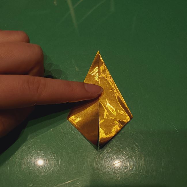 折り紙のお雛様の折り方 立体的で簡単な作り方③髪飾り(9)