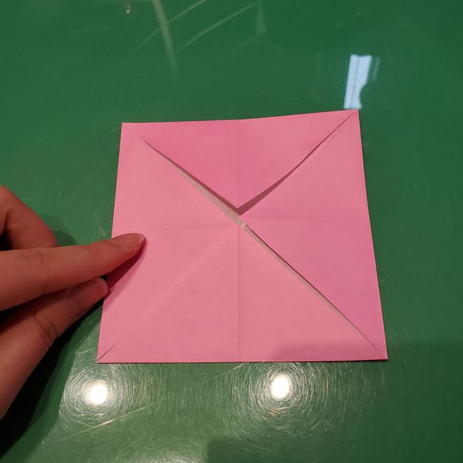 折り紙のこまをハート模様にする折り方作り方③つまみ(3)
