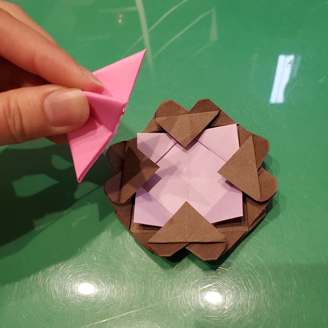 折り紙のこまをハート模様にする折り方作り方④組み合わせ(10)