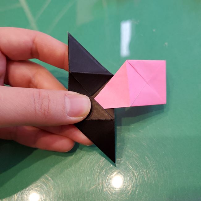 鬼滅の刃の折り紙 ストラップキーホルダーの簡単な作り方折り方②組み合わせ(2)