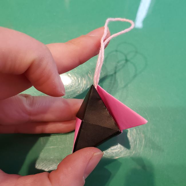 鬼滅の刃の折り紙 ストラップキーホルダーの簡単な作り方折り方③完成(3)