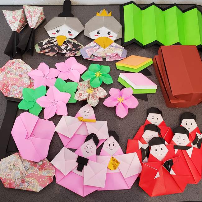 お雛様の製作を折り紙で年長5歳児と作ったよ♪飾ったもの一覧