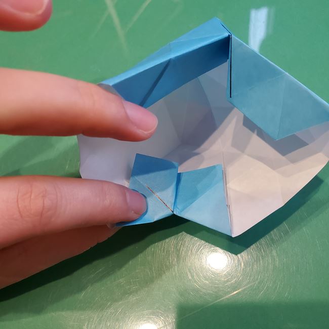 バレンタインのディスプレイ 折り紙でハートの立体的な箱の作り方折り方③立体後半(10)