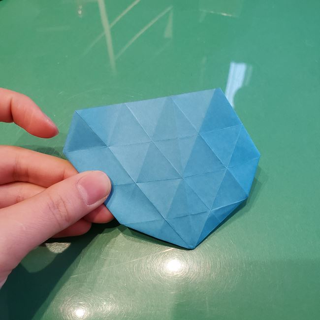 バレンタインのディスプレイ 折り紙でハートの立体的な箱の作り方折り方③立体後半(12)