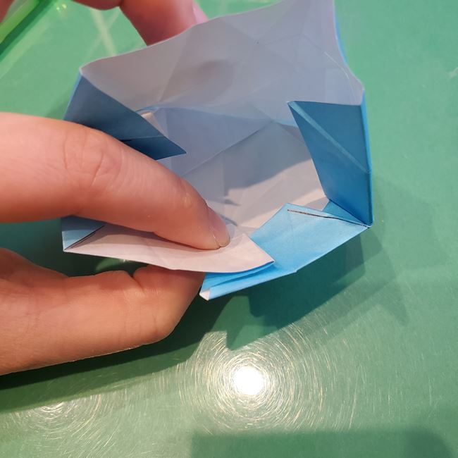 バレンタインのディスプレイ 折り紙でハートの立体的な箱の作り方折り方③立体後半(15)