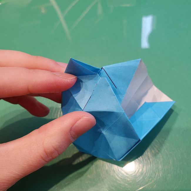 バレンタインのディスプレイ 折り紙でハートの立体的な箱の作り方折り方③立体後半(19)