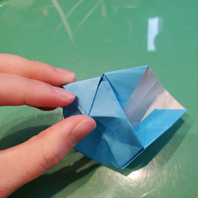 バレンタインのディスプレイ 折り紙でハートの立体的な箱の作り方折り方③立体後半(20)